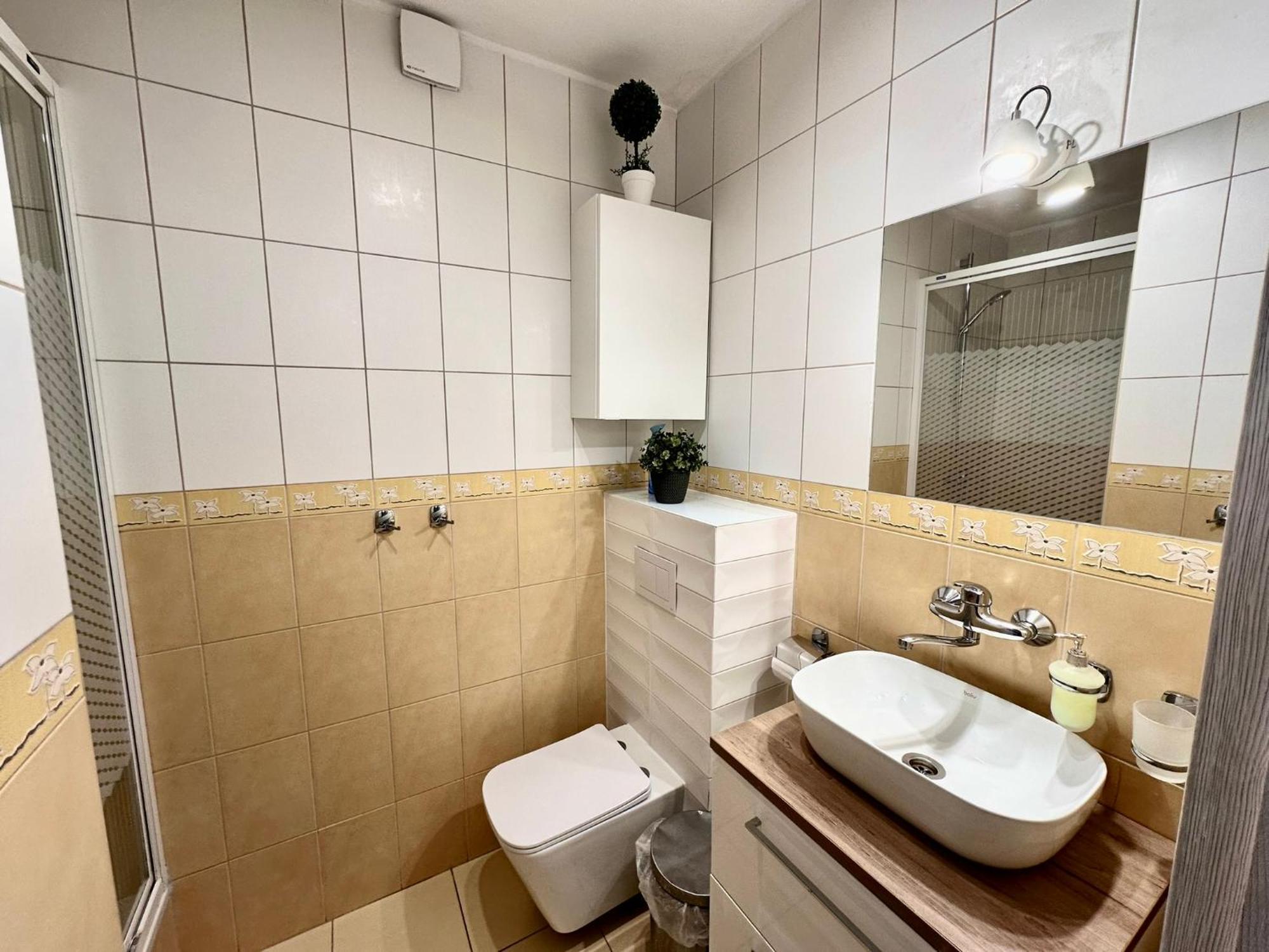 Pod Papugami - Komfortowe Pokoje Z Widokiem Na Rzeke Leba Luaran gambar